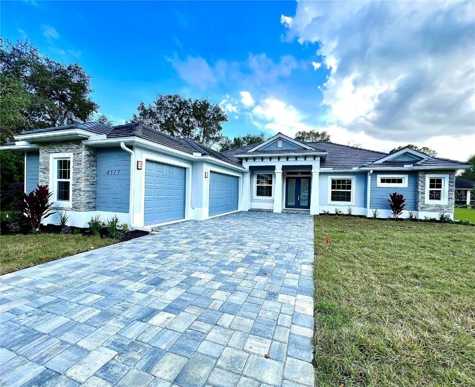 4517 E Price Blvd., North Port, FL 34288