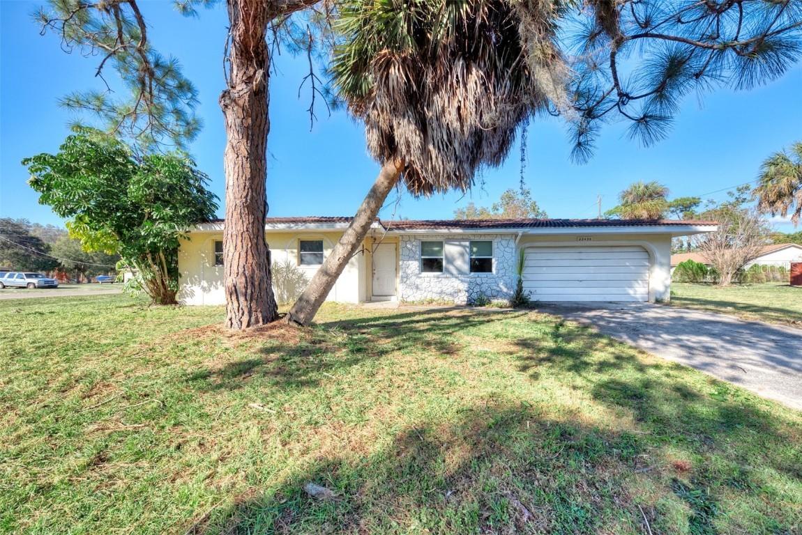 22430 Benz Ln., Port Charlotte, FL 33952