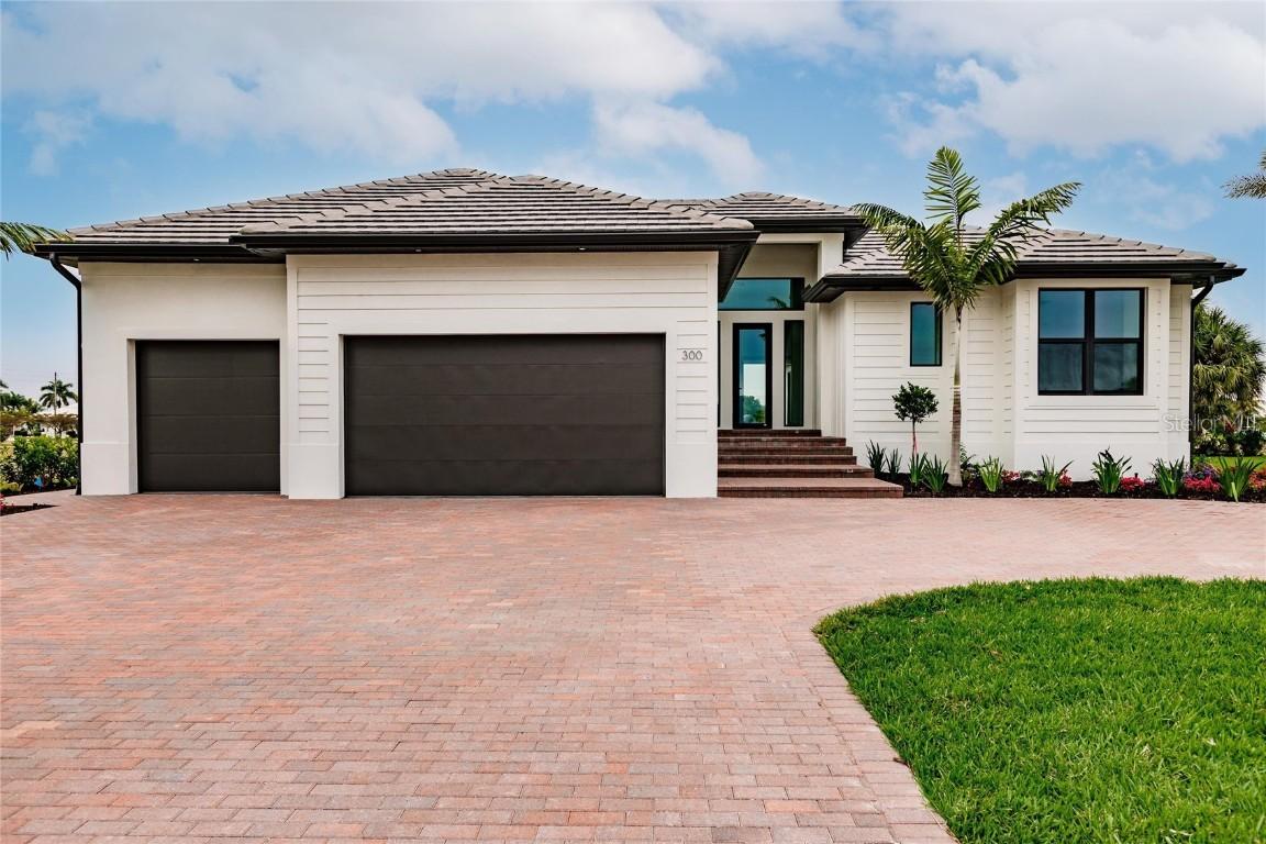 300 Monaco Dr., Punta Gorda, FL 33950