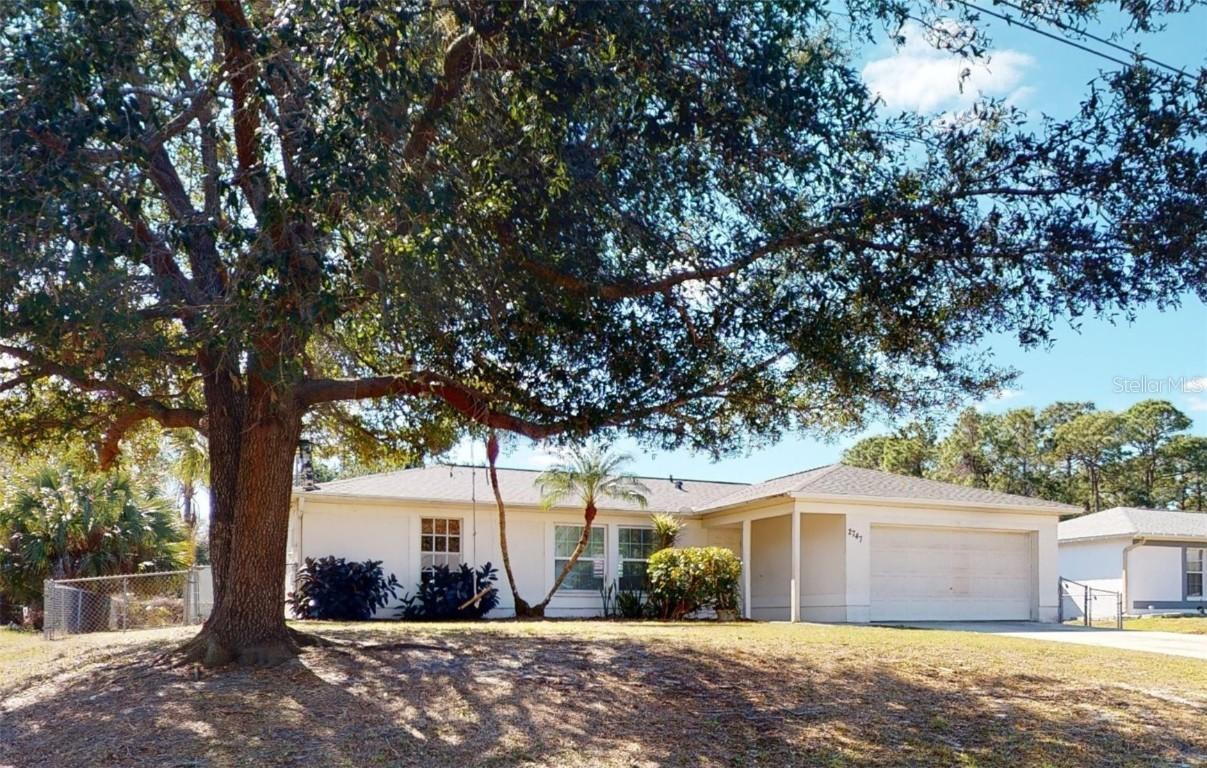 2747 Lucaya Ave., North Port, FL 34286