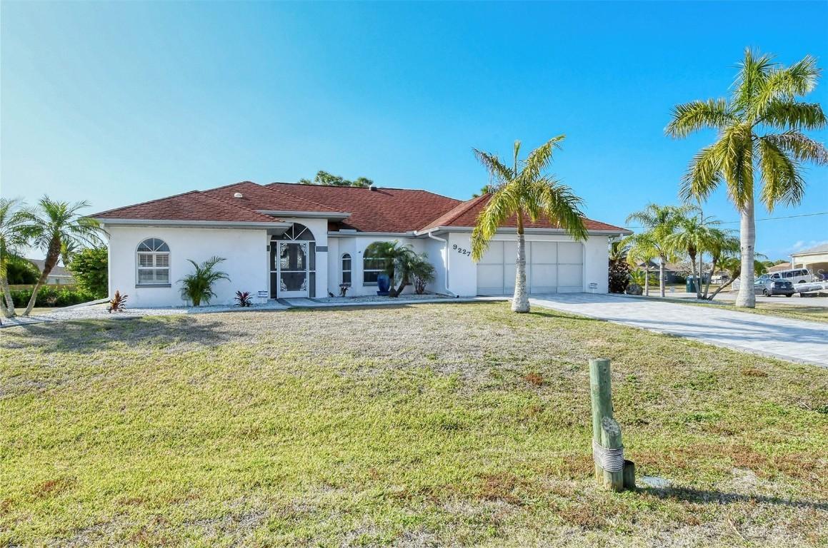 9227 Melody Cir., Port Charlotte, FL 33981