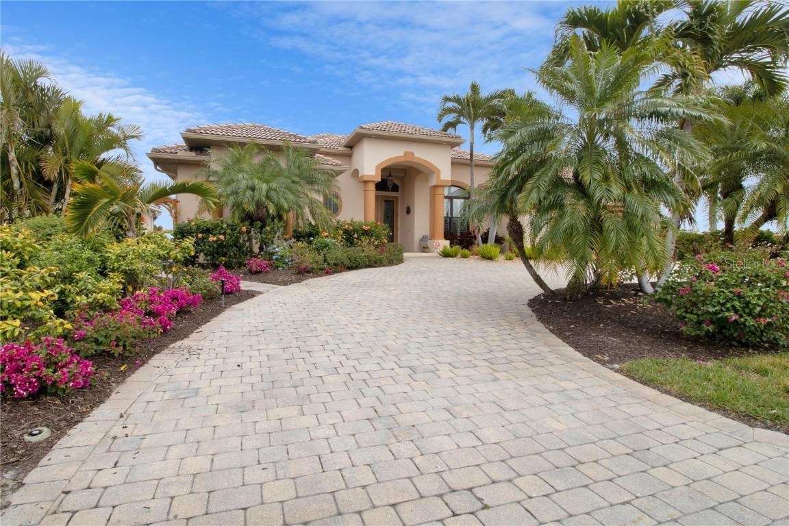 190 Gulfview Rd., Punta Gorda, FL 33950