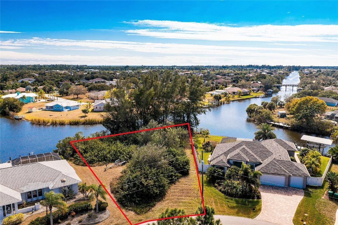 9442 Snapper Cir., Port Charlotte, FL 33981