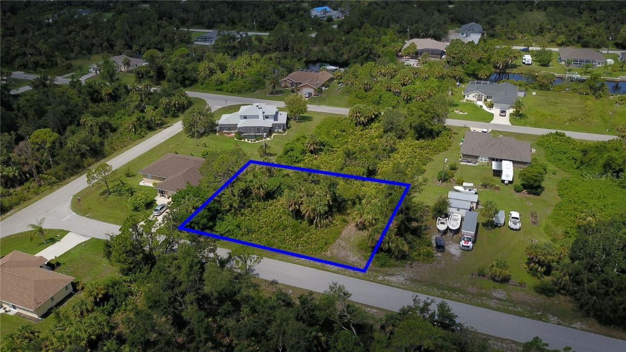 3303 Leechburg St., Port Charlotte, FL 33948