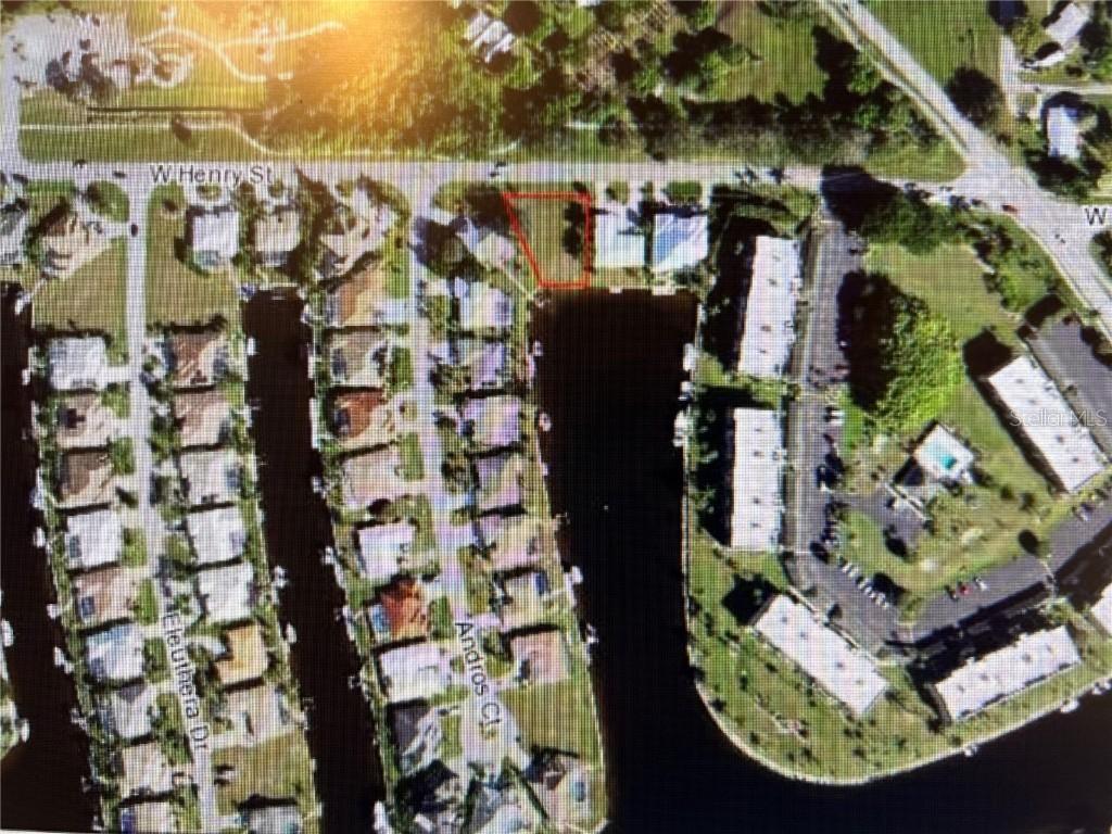 617 W Henry St., Punta Gorda, FL 33950