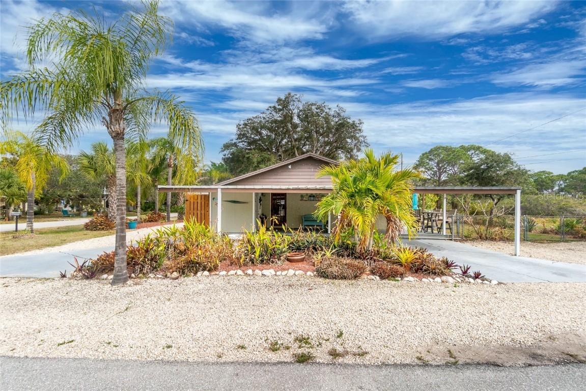 7037 Duke St., Englewood, FL 34224