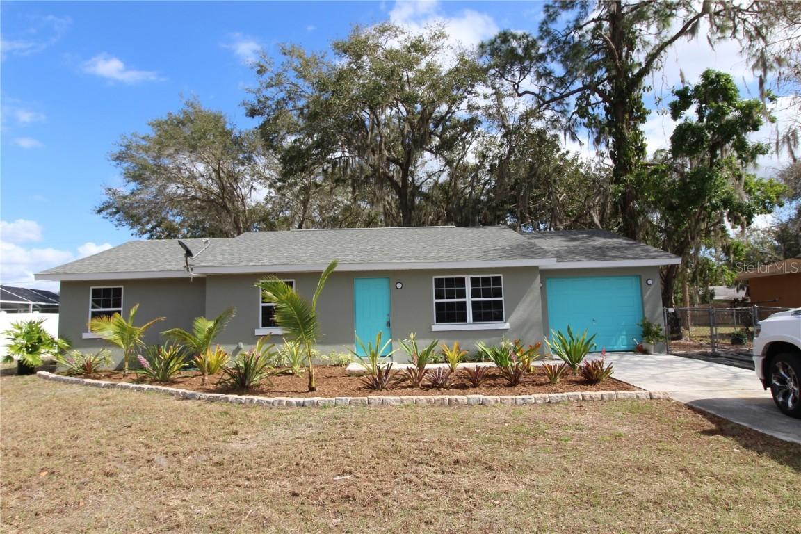 1546 Beacon Dr., Port Charlotte, FL 33952