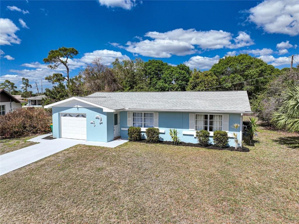 2367 Ivanhoe St., Port Charlotte, FL 33952