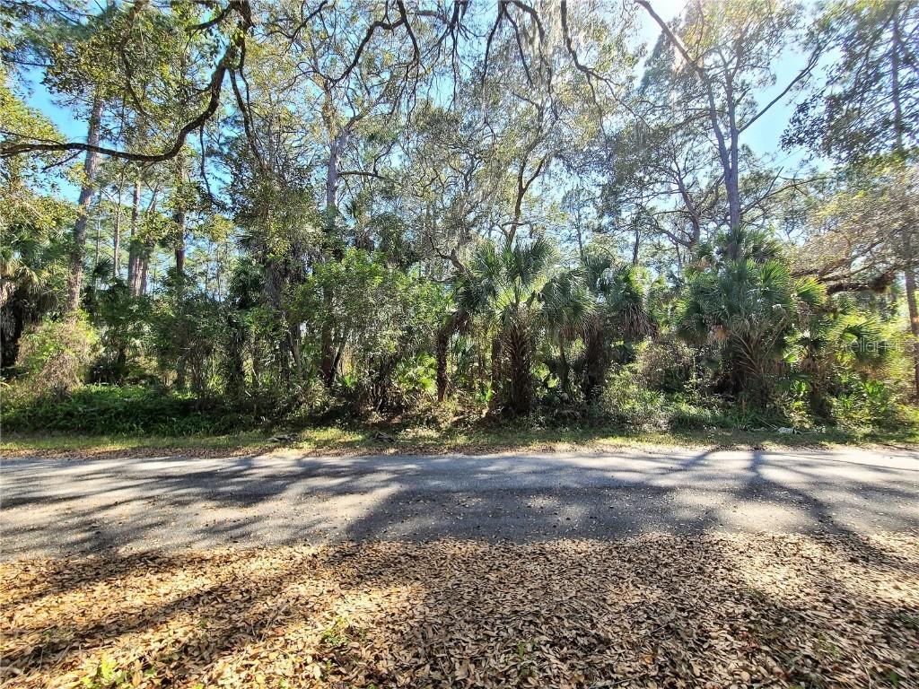 17445 Dudley Ave., Port Charlotte, FL 33954