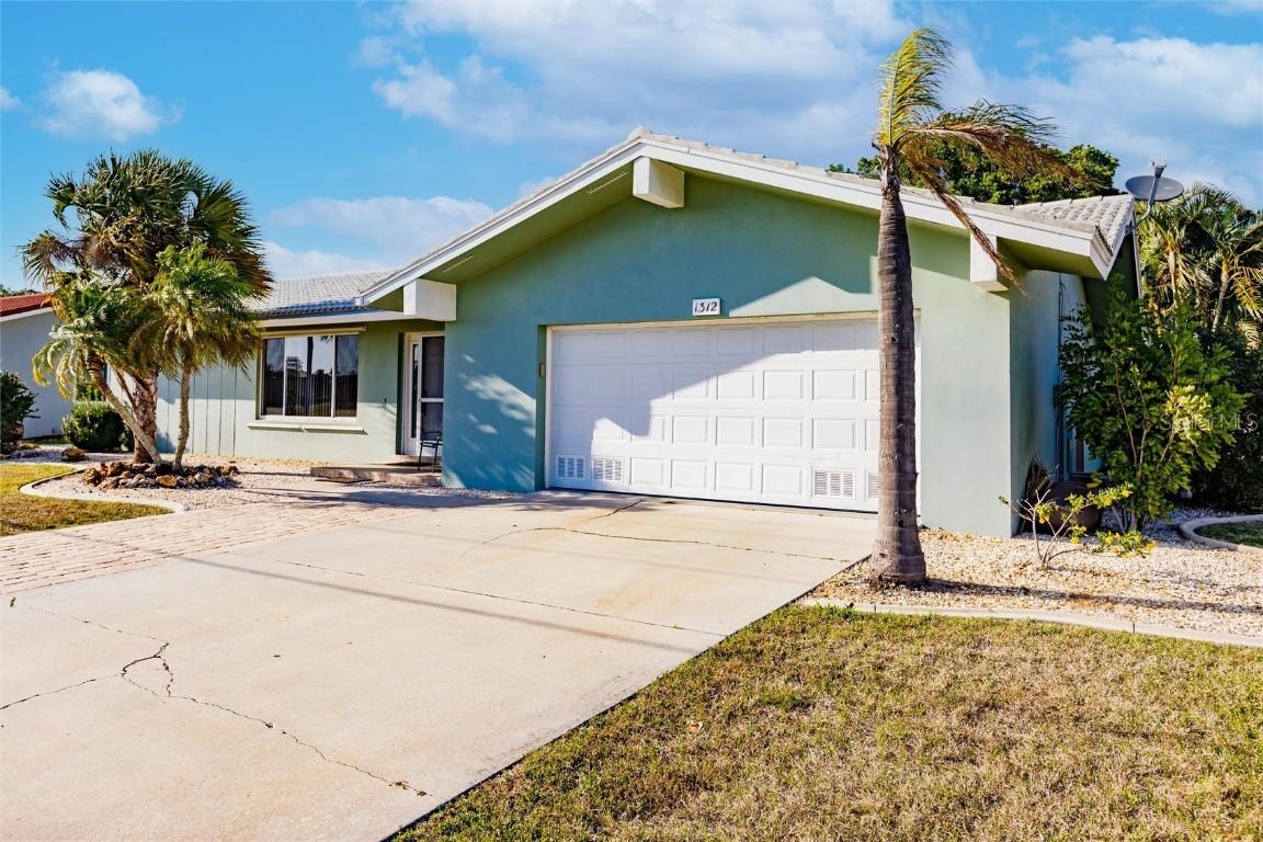 1312 Aqui Esta Dr., Punta Gorda, FL 33950