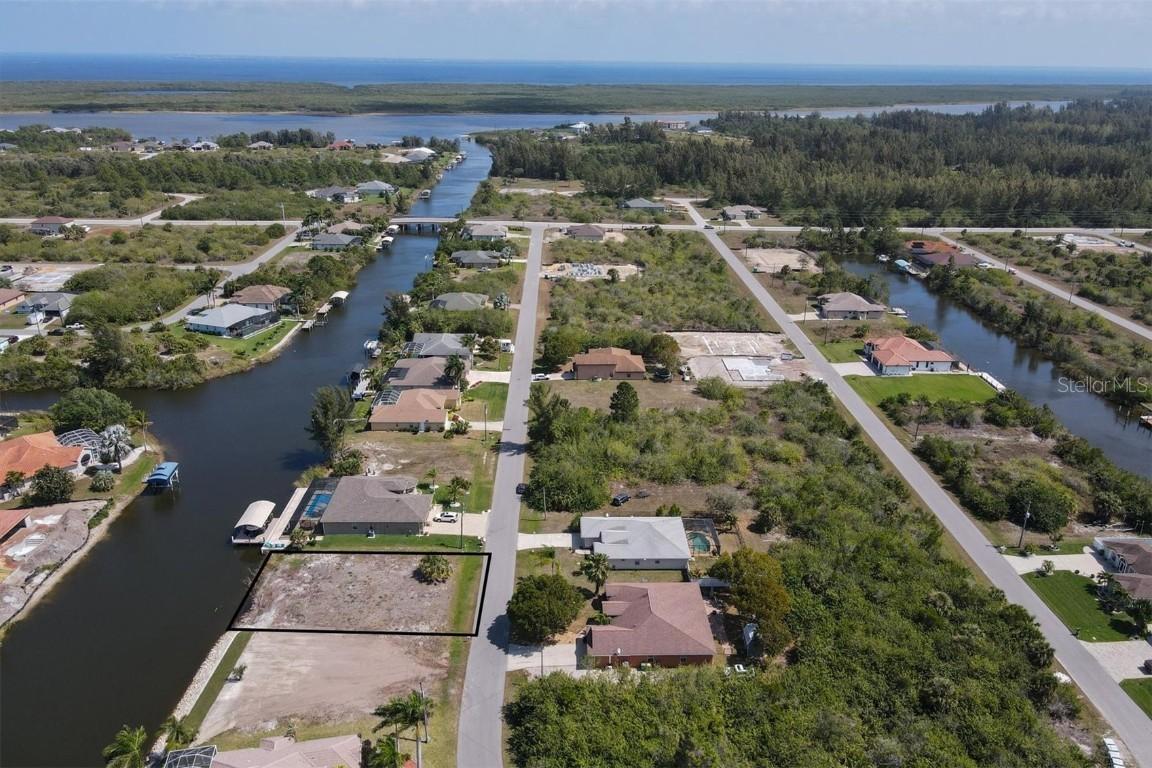 15626 Staunton Cir., Port Charlotte, FL 33981