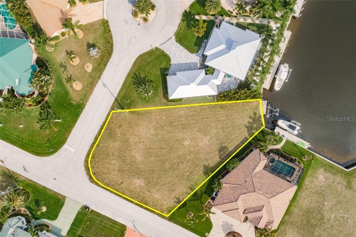 432 Gun Cay Ln., Punta Gorda, FL 33950