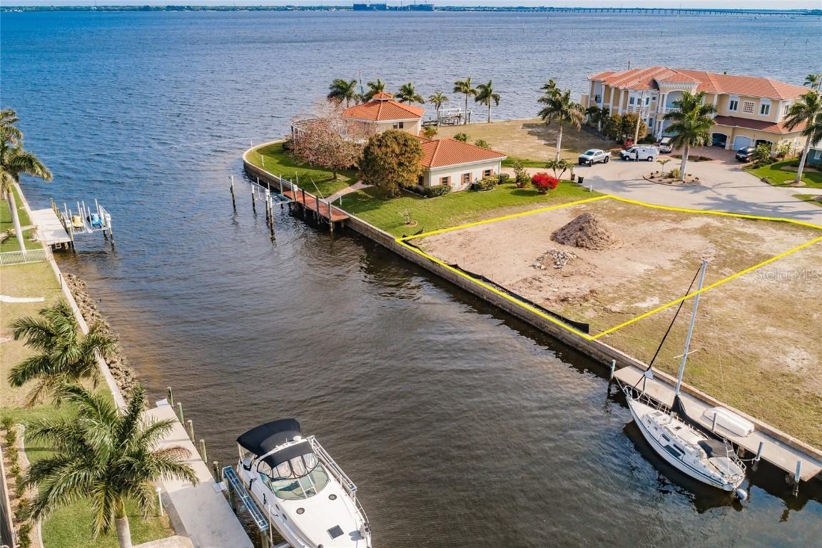 5 Tropicana Dr., Punta Gorda, FL 33950