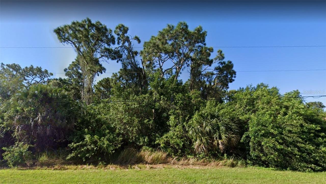 9901 Gulfstream Blvd., Englewood, FL 34224