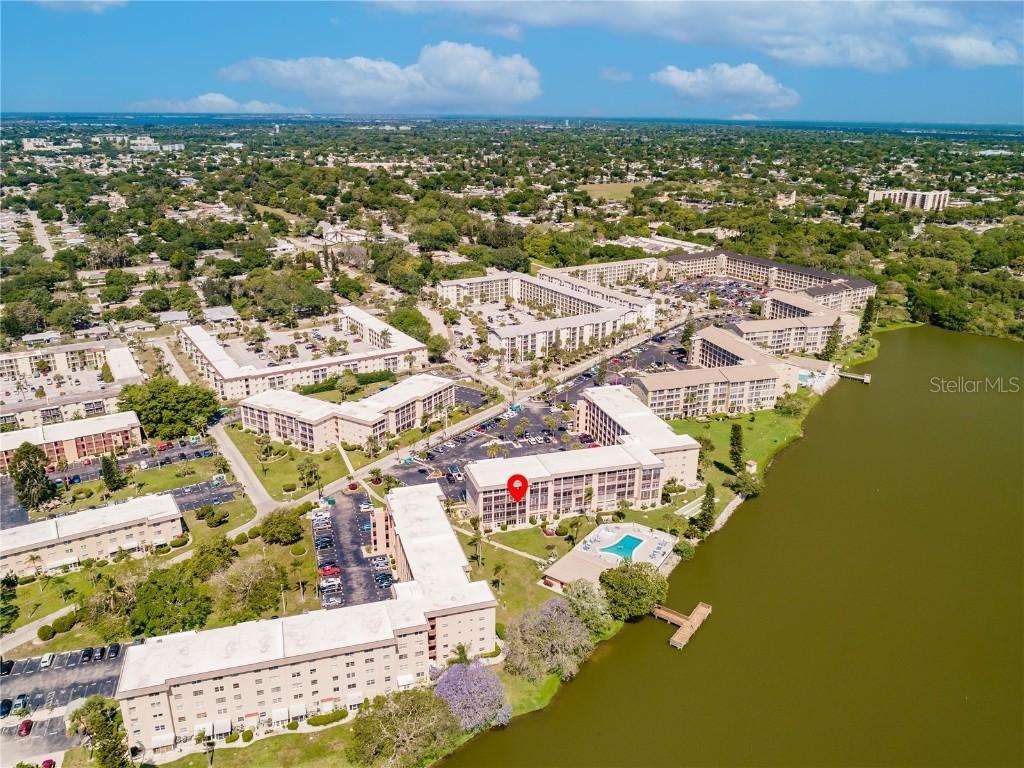 3901 Lake Bayshore Dr. #F215, Bradenton, FL 34205