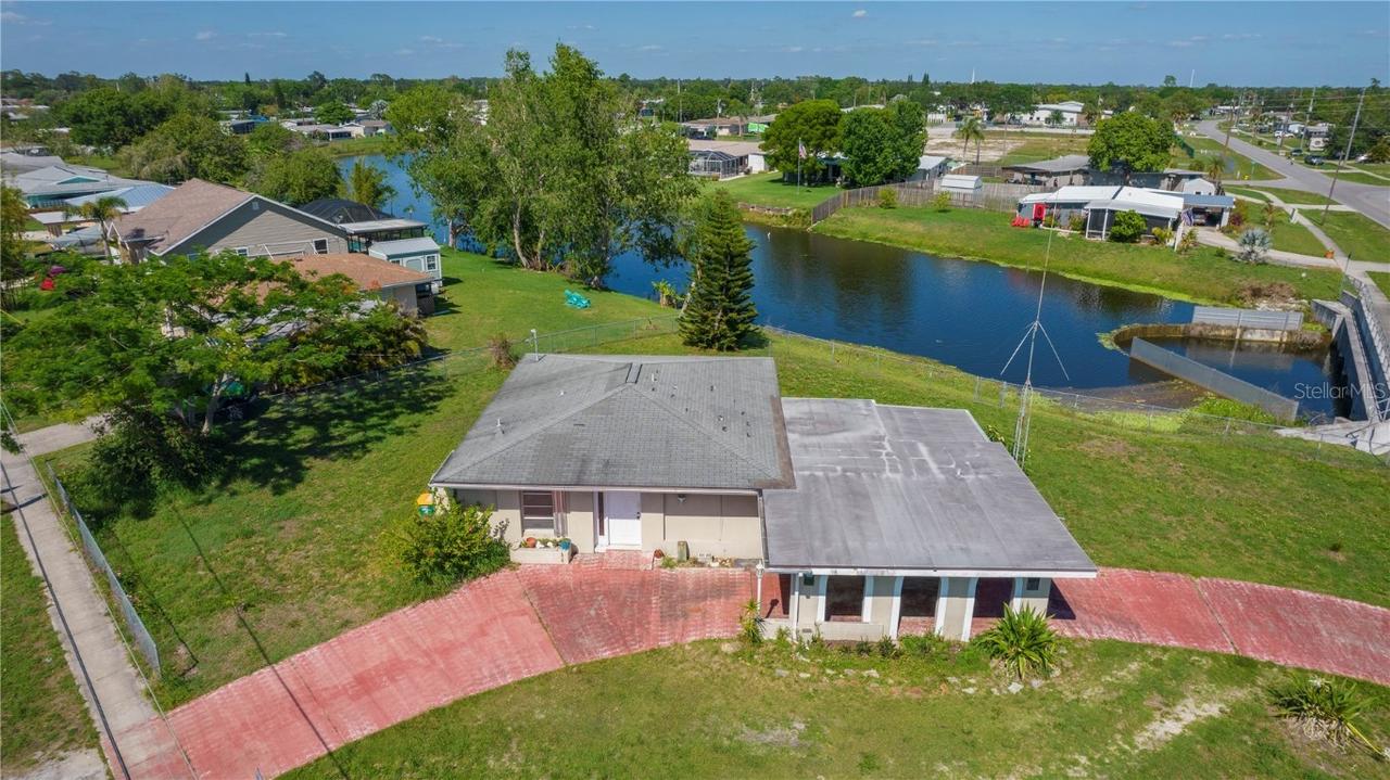 2288 Harbor Blvd., Port Charlotte, FL 33952