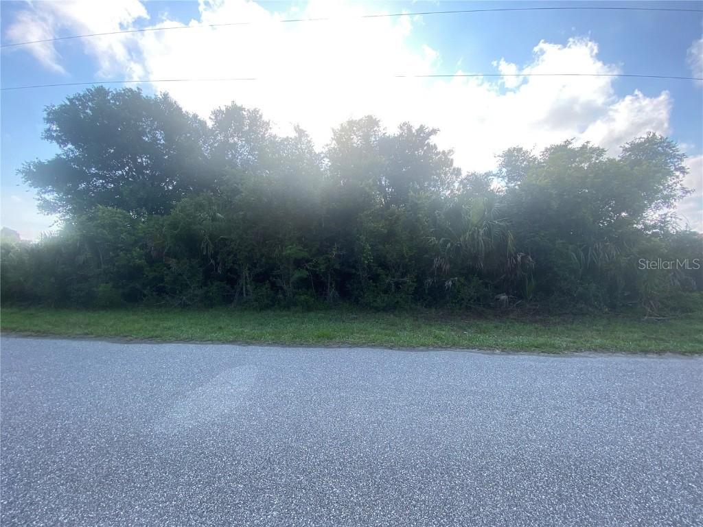 466 Stevensville St., Port Charlotte, FL 33954