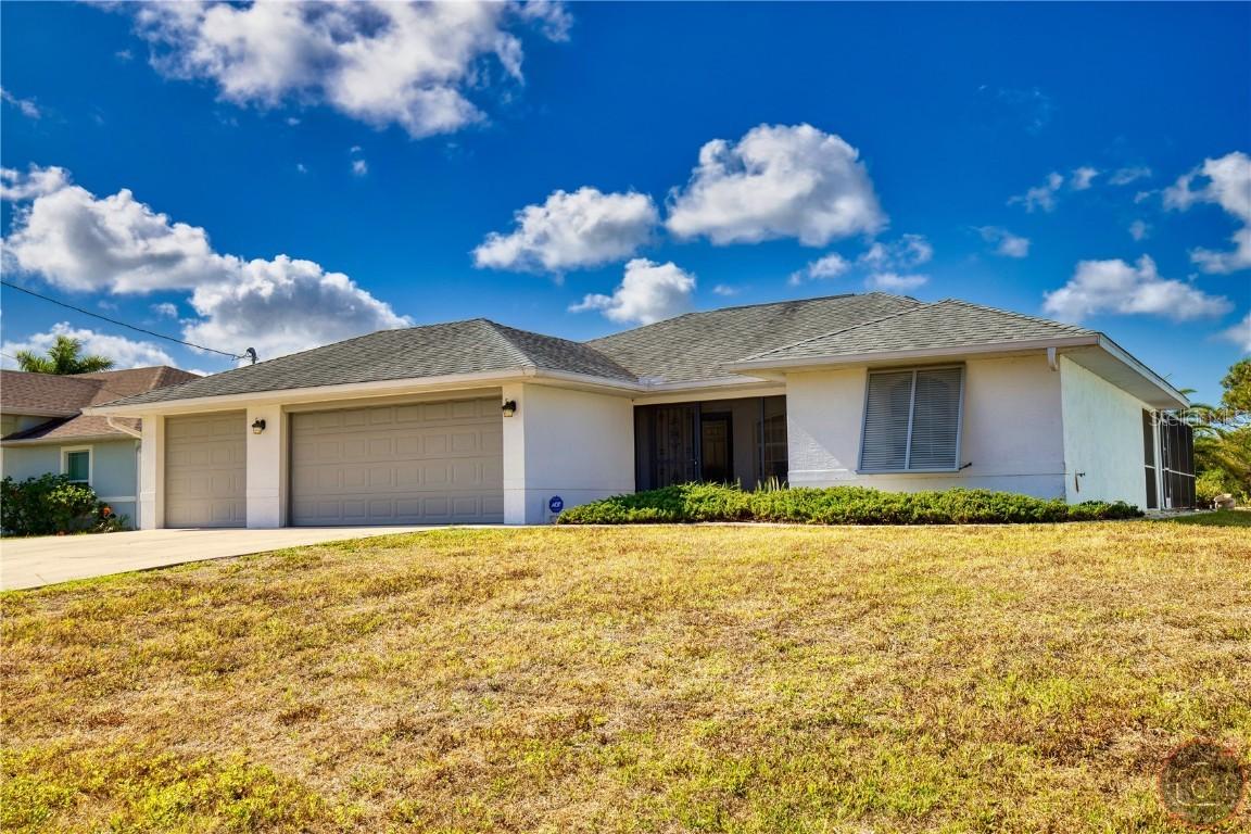 153 Broadmoor Ln., Rotonda West, FL 33947