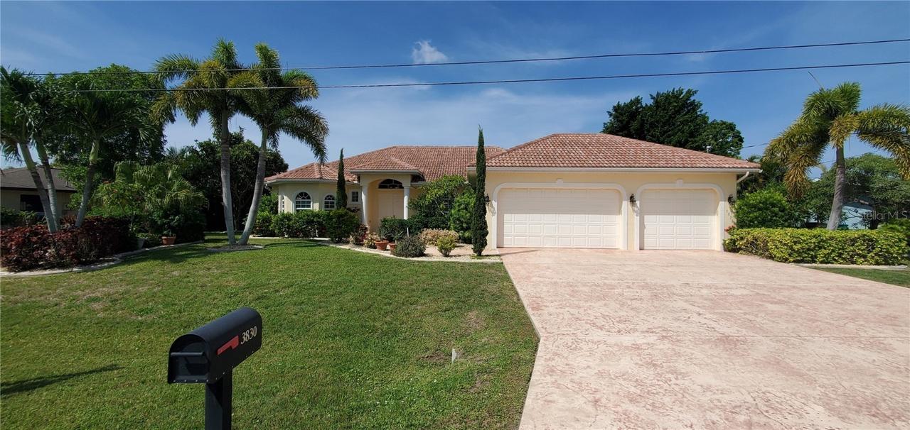 3830 SE 10th Pl., Cape Coral, FL 33904