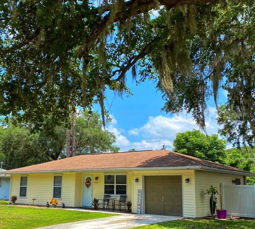 17196 Ursula Ave., Port Charlotte, FL 33954