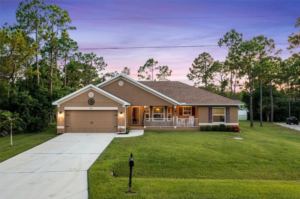 8554 Topeka Cir., Port Charlotte, FL 33941