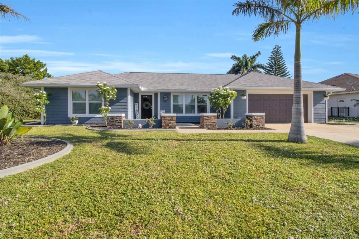 250 Stebbins Ter., Port Charlotte, FL 33952