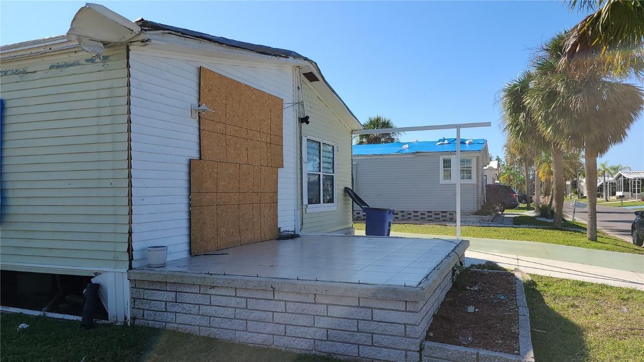 721 Riverview Cir., North Port, FL 34287