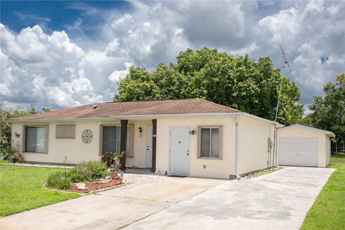 2474 Roxbury Cir., North Port, FL 34287