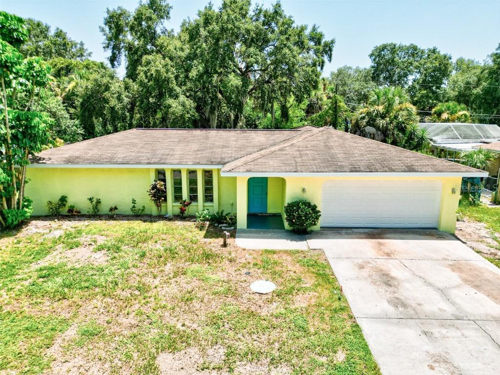 21517 Winlock Ave., Port Charlotte, FL 33952