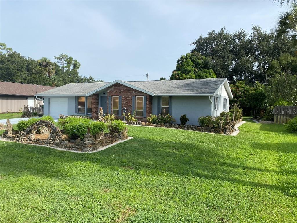 21278 Coachman Ave., Port Charlotte, FL 33952