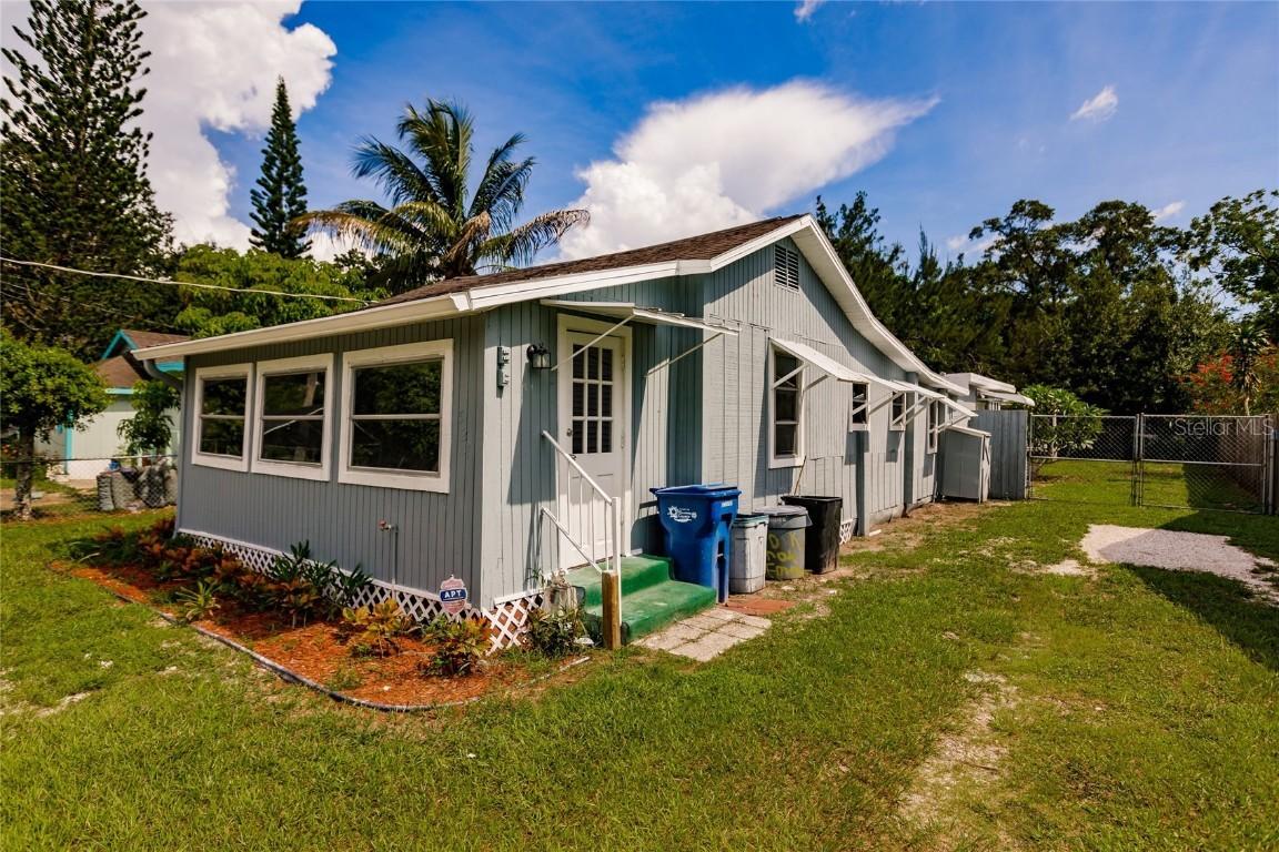 524 30th Ave., Bradenton, FL 34208