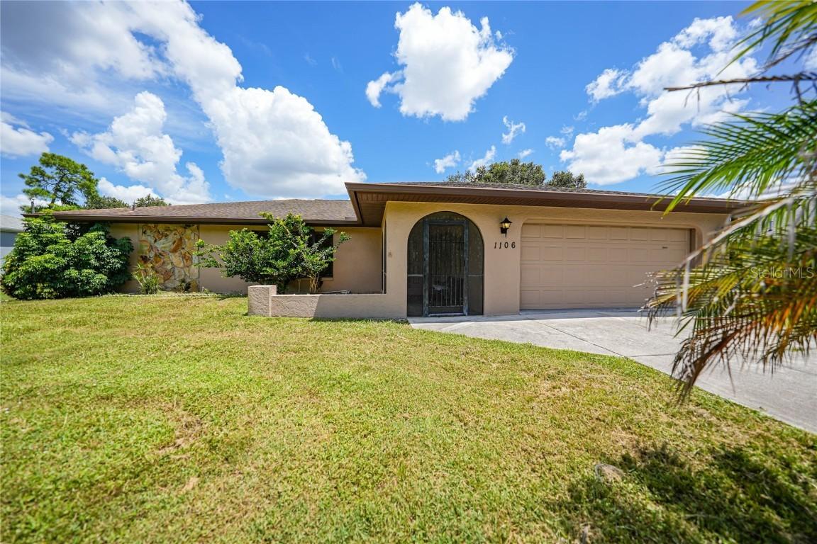 1106 Kensington St., Port Charlotte, FL 33952