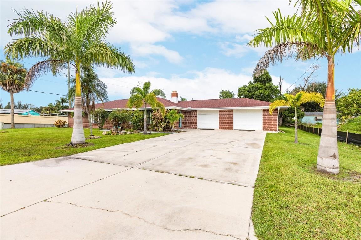 3123 Magnolia Way, Punta Gorda, FL 33950