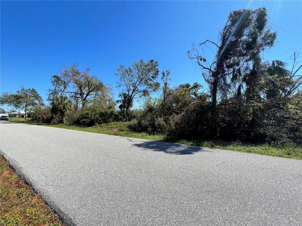 7308 Sea Mist Dr., Port Charlotte, FL 33981