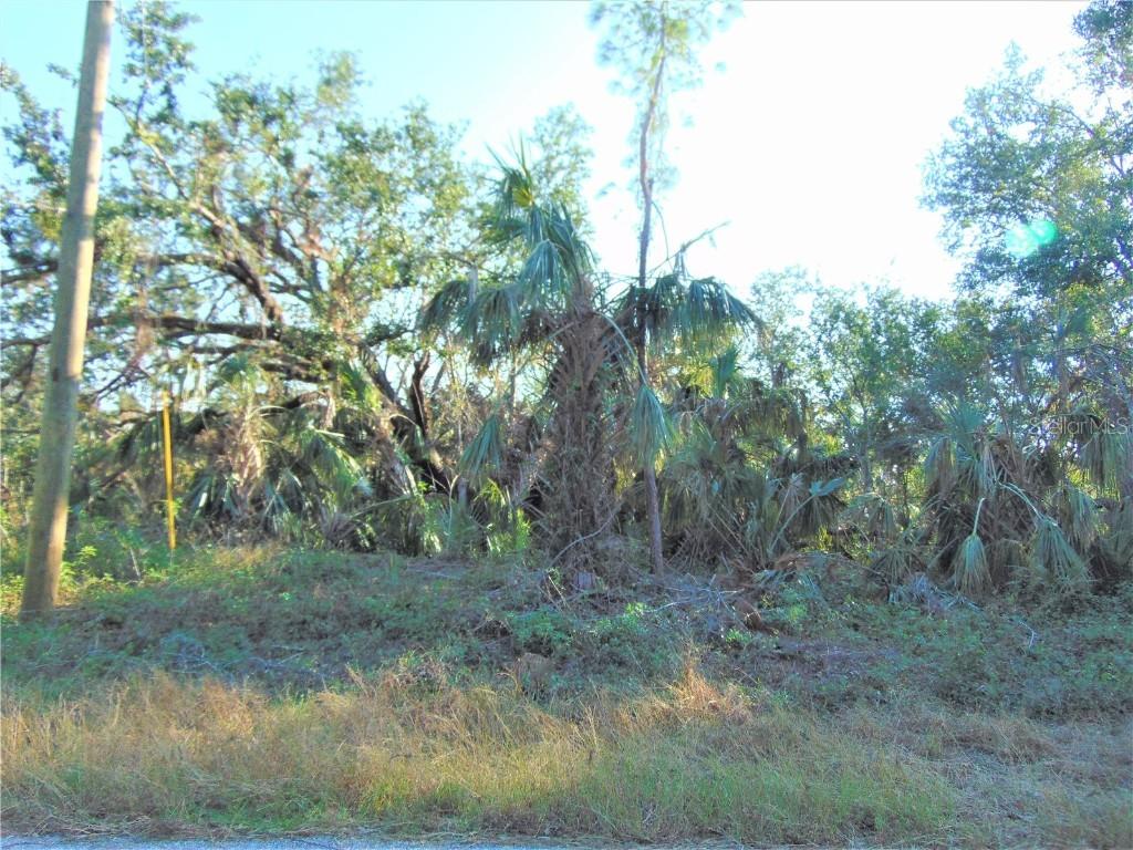 Bowen Ave., North Port, FL 34288