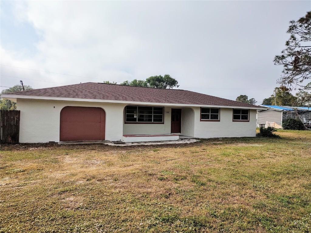 2281 Cantor Ln., North Fort Myers, FL 33917