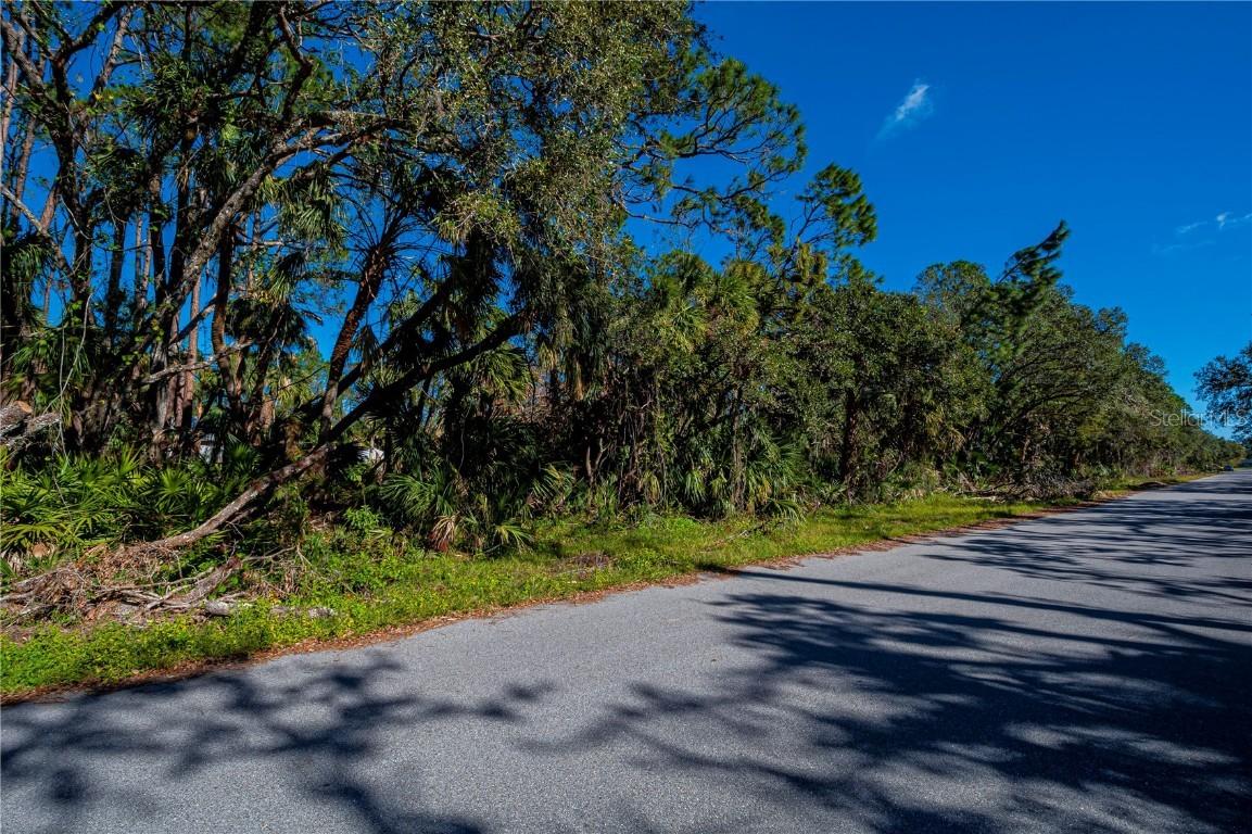 13468 Sedgwick Ave., Port Charlotte, FL 33953