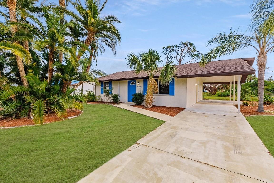 1532 Abscott St., Port Charlotte, FL 33952