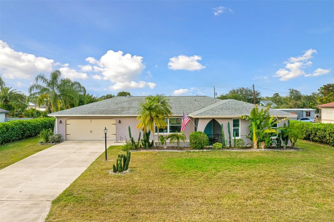 307 Lincoln Ave., Lehigh Acres, FL 33936