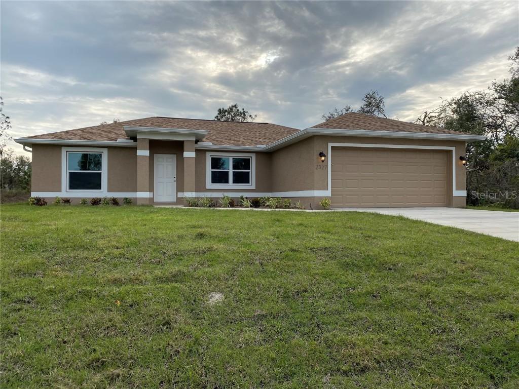 2327 Namiot Cir., North Port, FL 34288