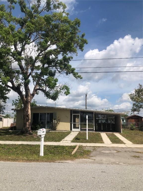 8392 Maureen Ave., North Port, FL 34287