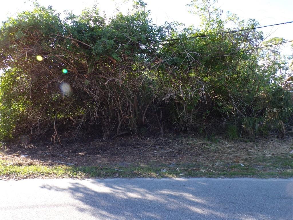 Town Ter., North Port, FL 34286