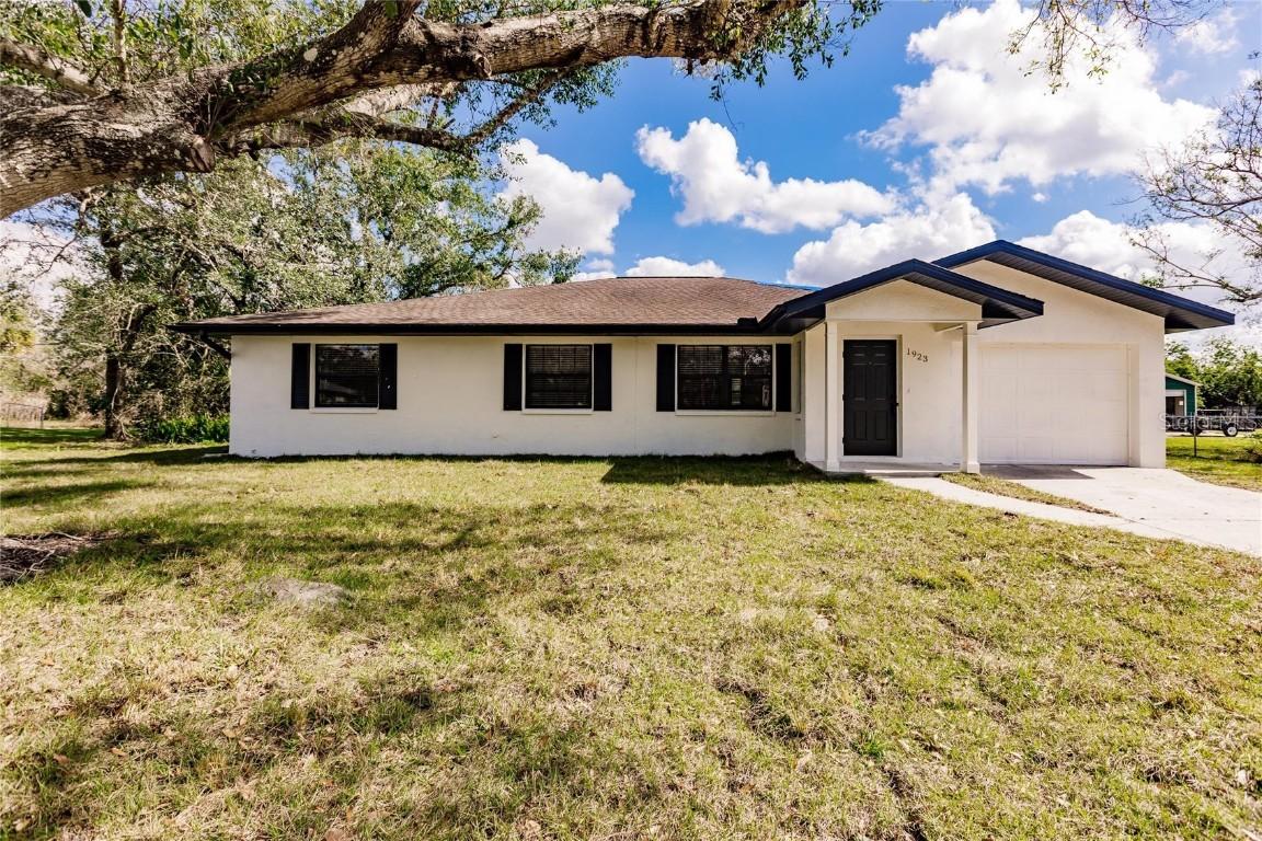 1923 NE Trisha Dr., Arcadia, FL 34266