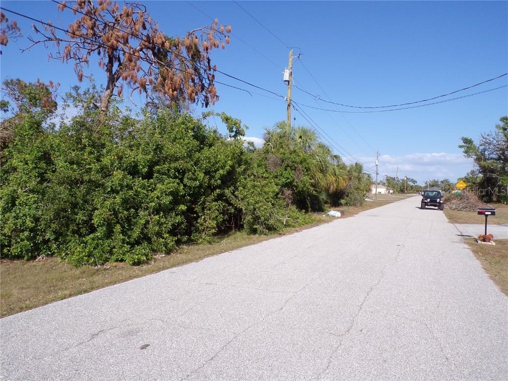 11456 Claggett Ave., Port Charlotte, FL 33981