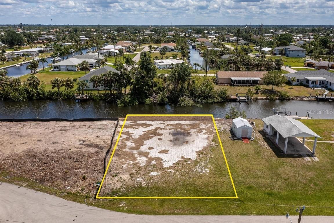 3014 Buttonwood Pl., Punta Gorda, FL 33950
