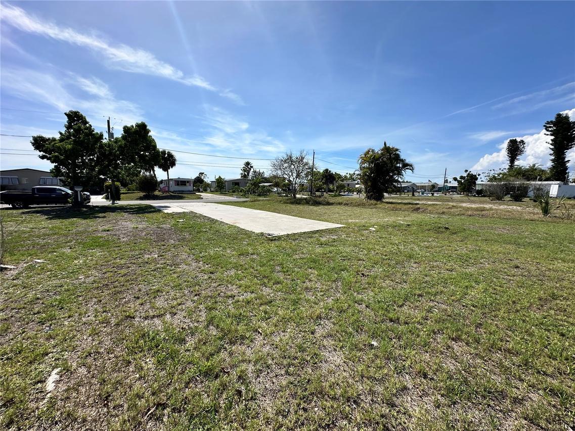 1427 Seagull Dr., Englewood, FL 34224
