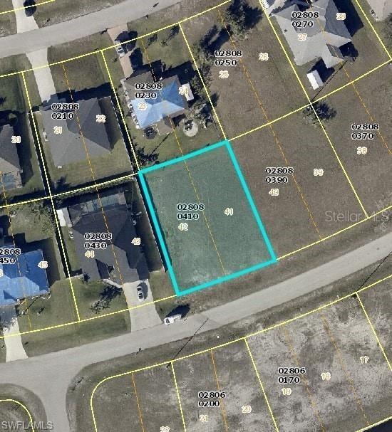 517 NW 25th Ter., Cape Coral, FL 33993