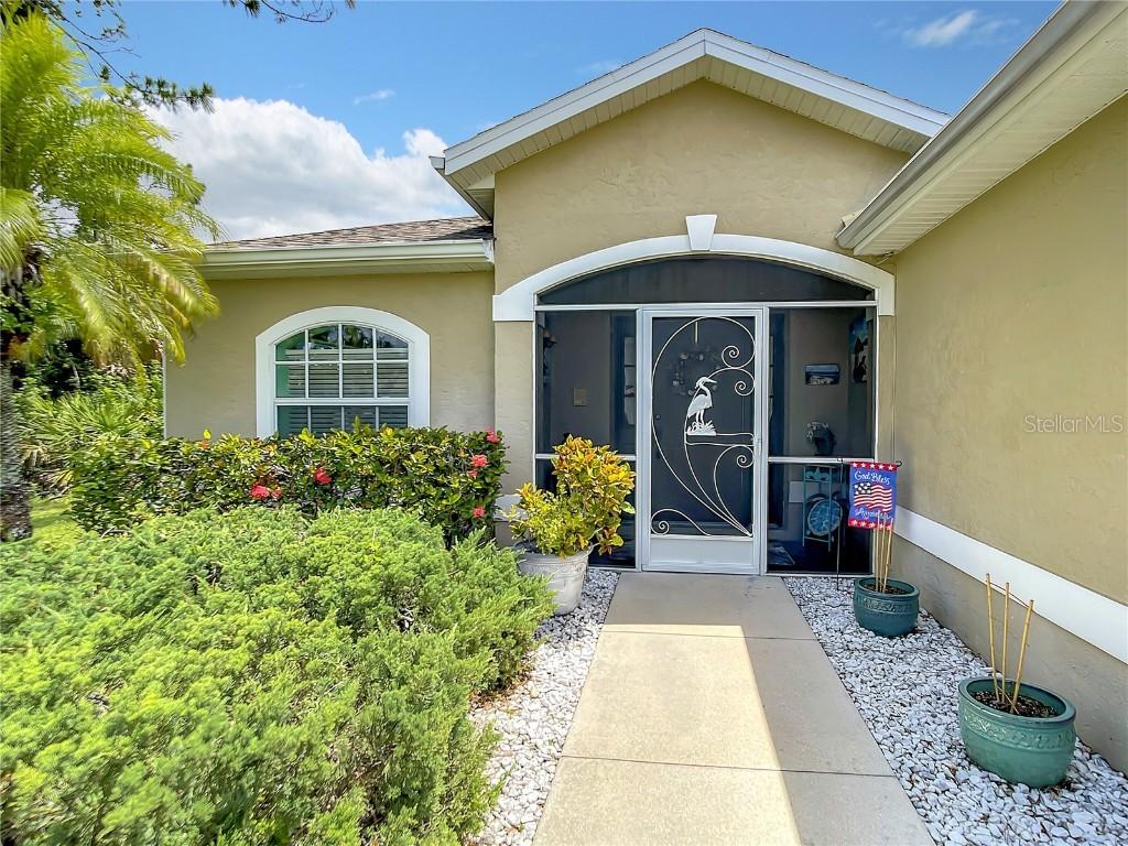 1464 Hedgewood Cir., North Port, FL 34288