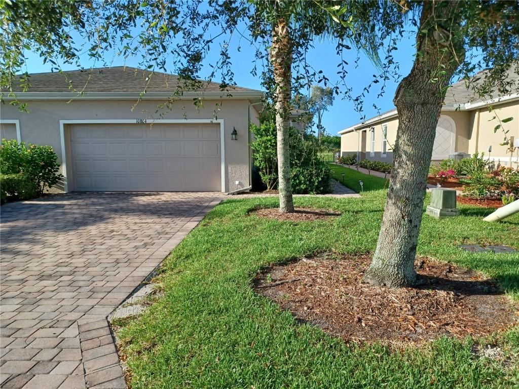 10804 Crossback Ln., Lehigh Acres, FL 33936