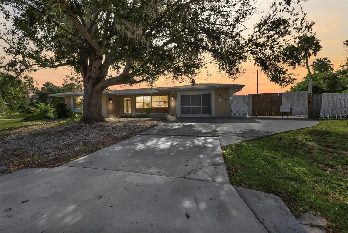 2966 Rock Creek Dr., Port Charlotte, FL 33948